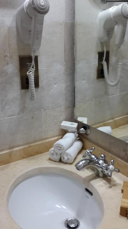 Assaha Ghobeiry Hotel Beirut Exterior photo